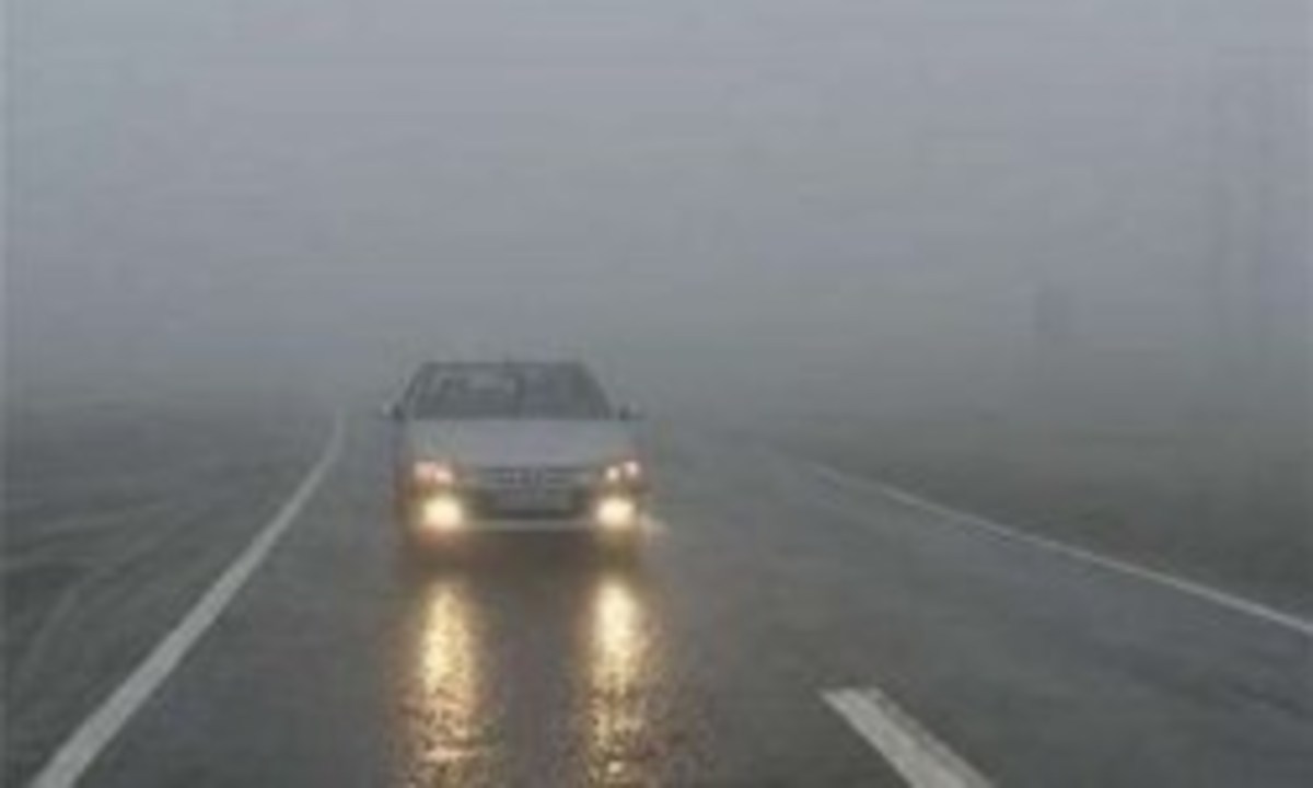 احتمال سقوط سنگ در جاده های شمال/ جاده هراز و سوادکوه مه‌آلود است