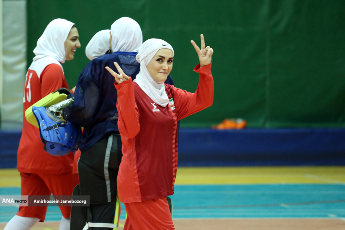 تمرینات تیم ملی هاکی زنان در تهران (عکس)