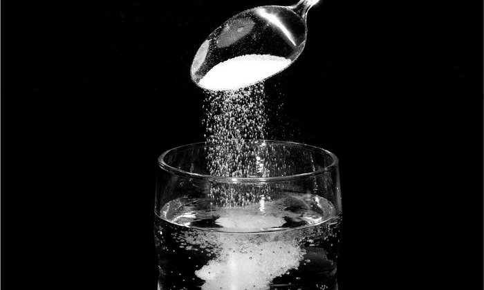 نتایج تحقیقات دانشگاه اگوستا درباره کرونا: محلول آب نمک، روشی مفید برای کاهش بار ویروسی