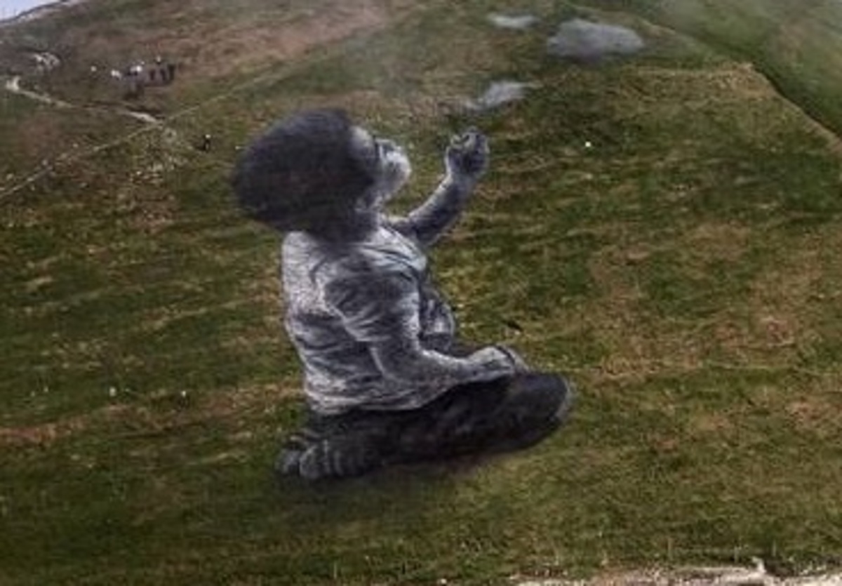 نقاشی غول پیکر در سوئیس (عکس)