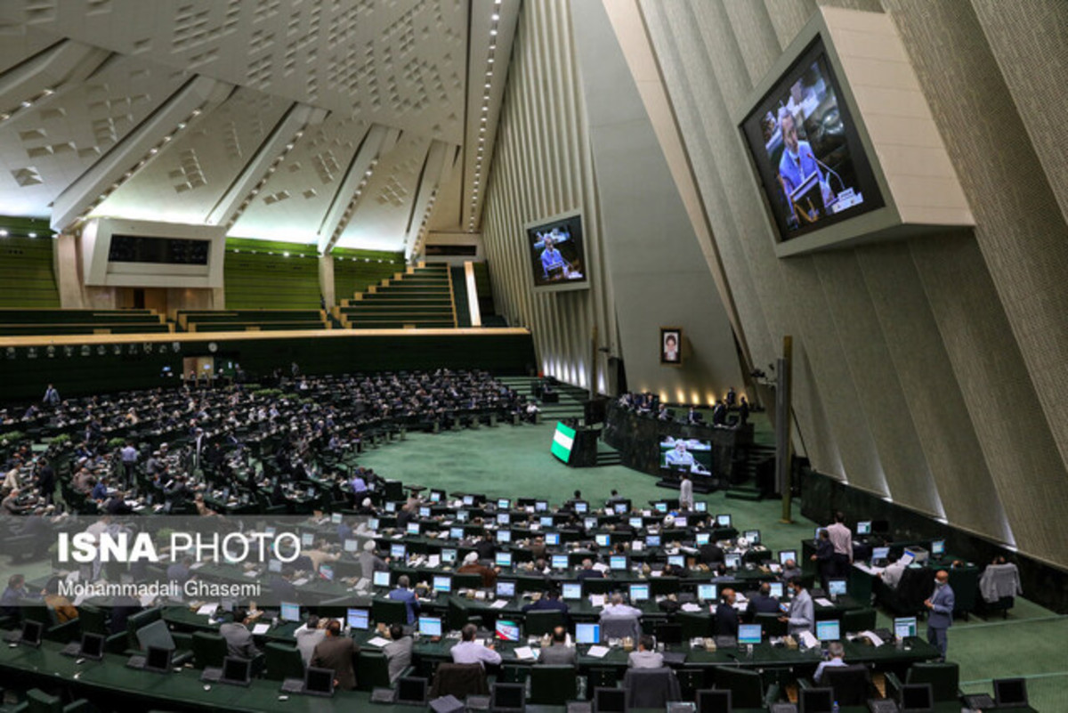 روابط عمومی مجلس: قالیباف درباره موضوع تصاویر زندان اوین اظهارنظری نکرده است