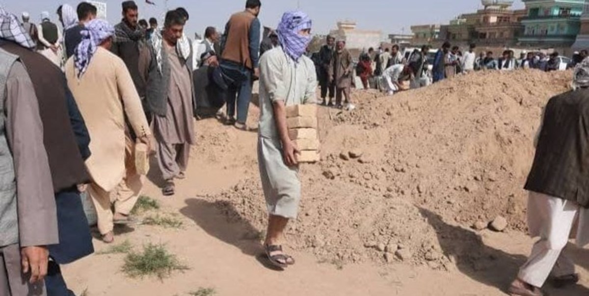 150 کشته و 200 زخمی در حمله به مسجدی در افغانستان