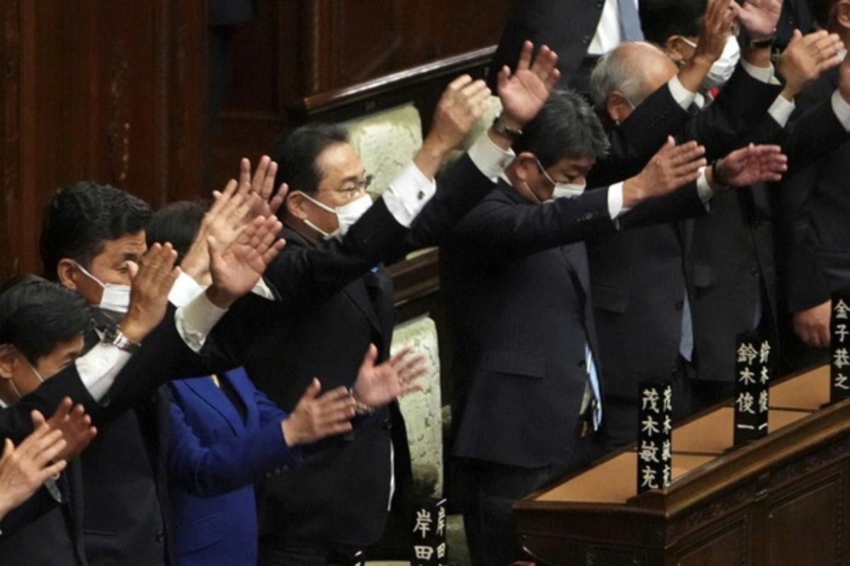 نخست‌وزیر ژاپن مجلس سفلای پارلمان را منحل کرد