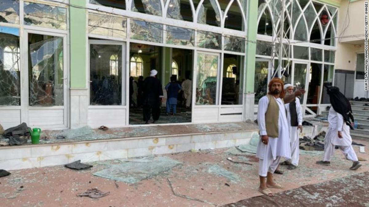 حمله انتحاری به شیعیان نمازگزار افغانستان، این بار قندهار (+فیلم)/ 33 کشته و 57 مجروح
