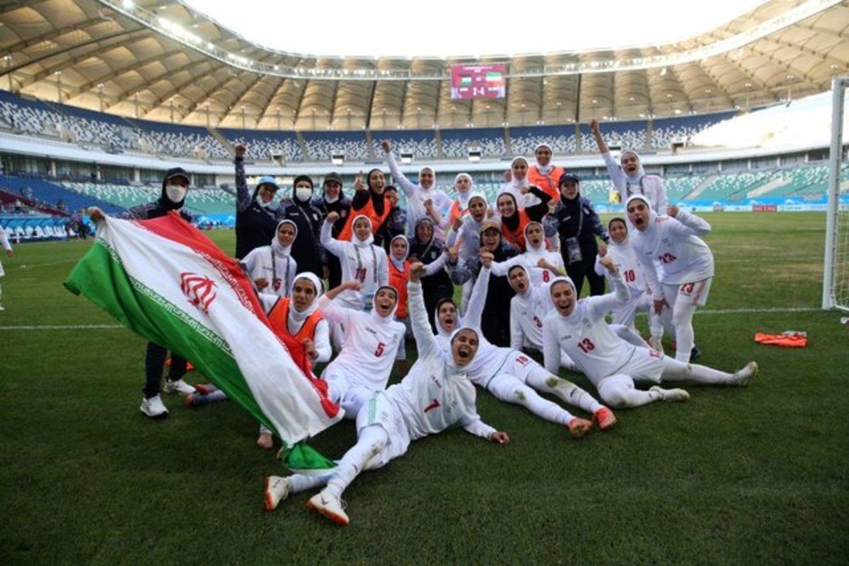 سرمربی تیم ملی فوتبال زنان ایران: برای نخستین‌بار به تیم ملی فوتبال زنان ارزش و بهایی داده شد