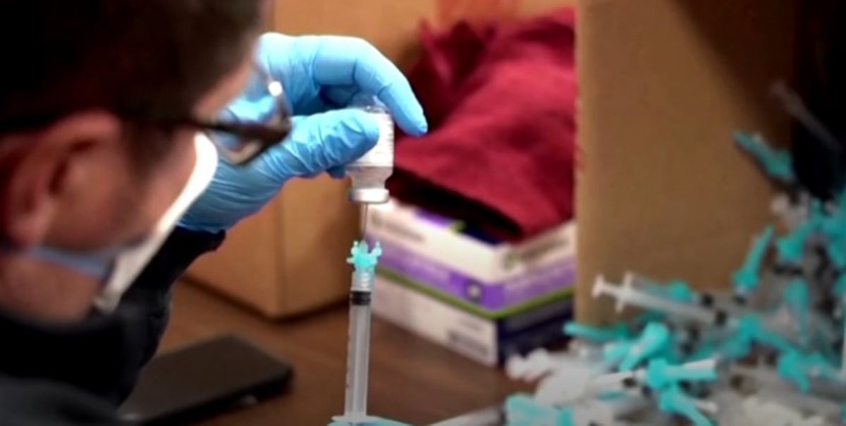 آمریکا مجوز تزریق دُز سوم واکسن را صادر کرد