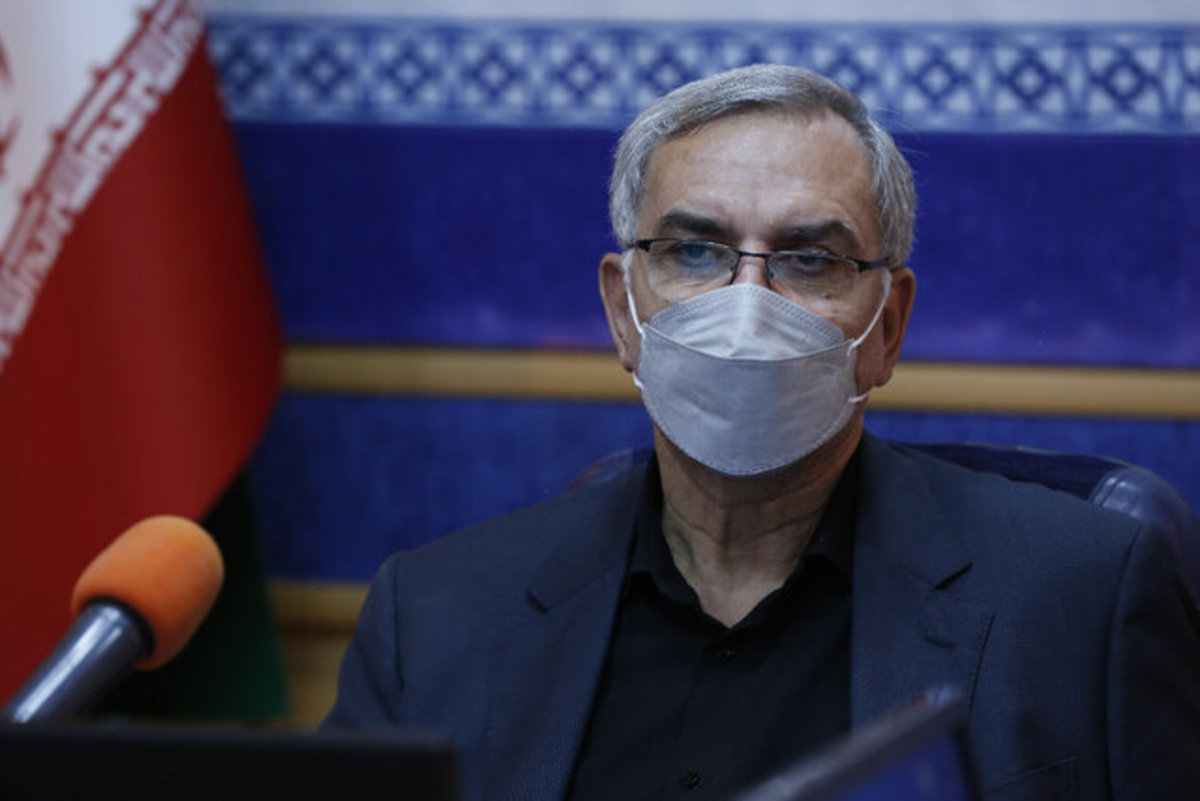 وزیر بهداشت: با کمبود امکانات درمانی در مشهد مواجه هستیم