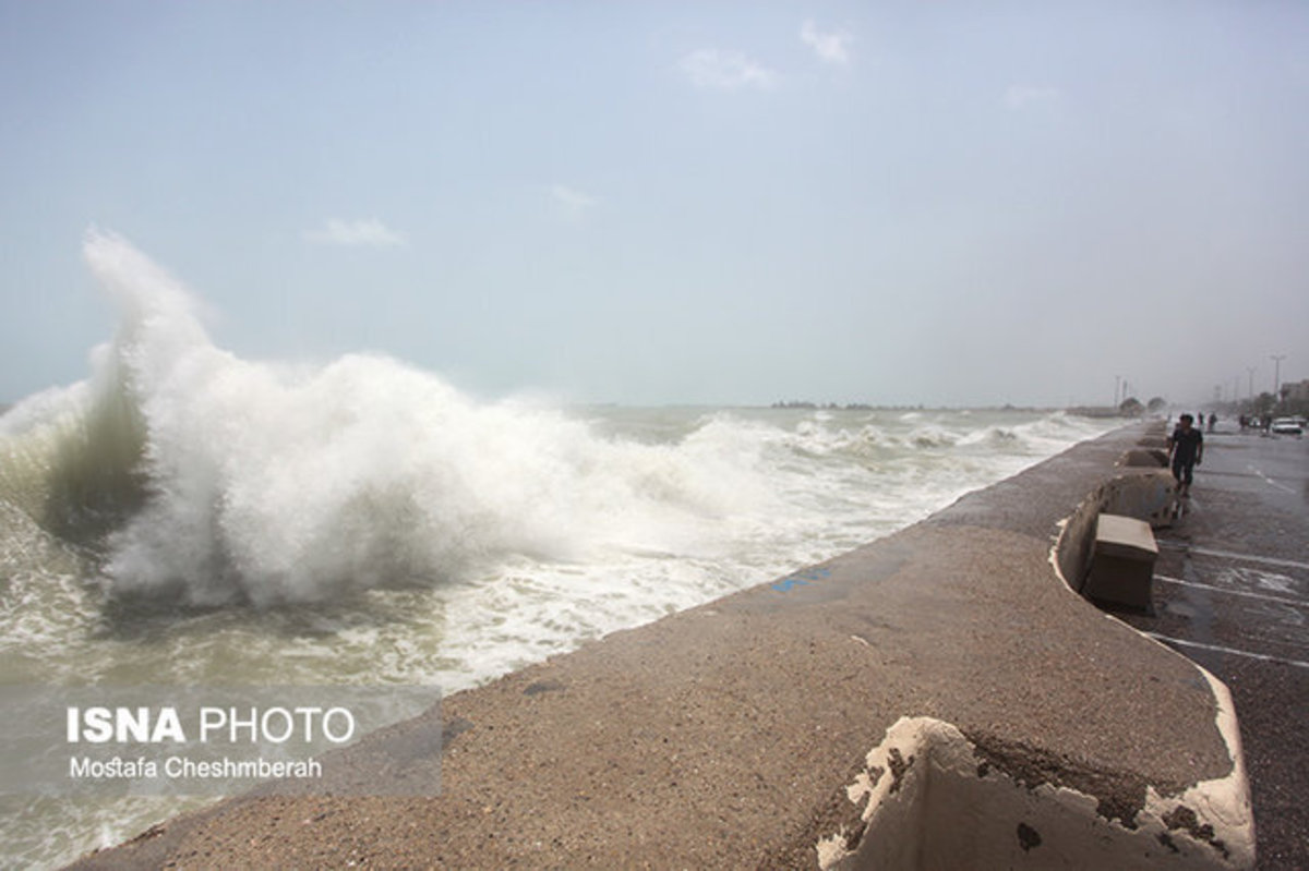 هشدار توفان در ساحل هرمزگان/ امکان اختلال در فعالیت‌های دریایی / احتمال آسیب به تاسیسات ساحلی