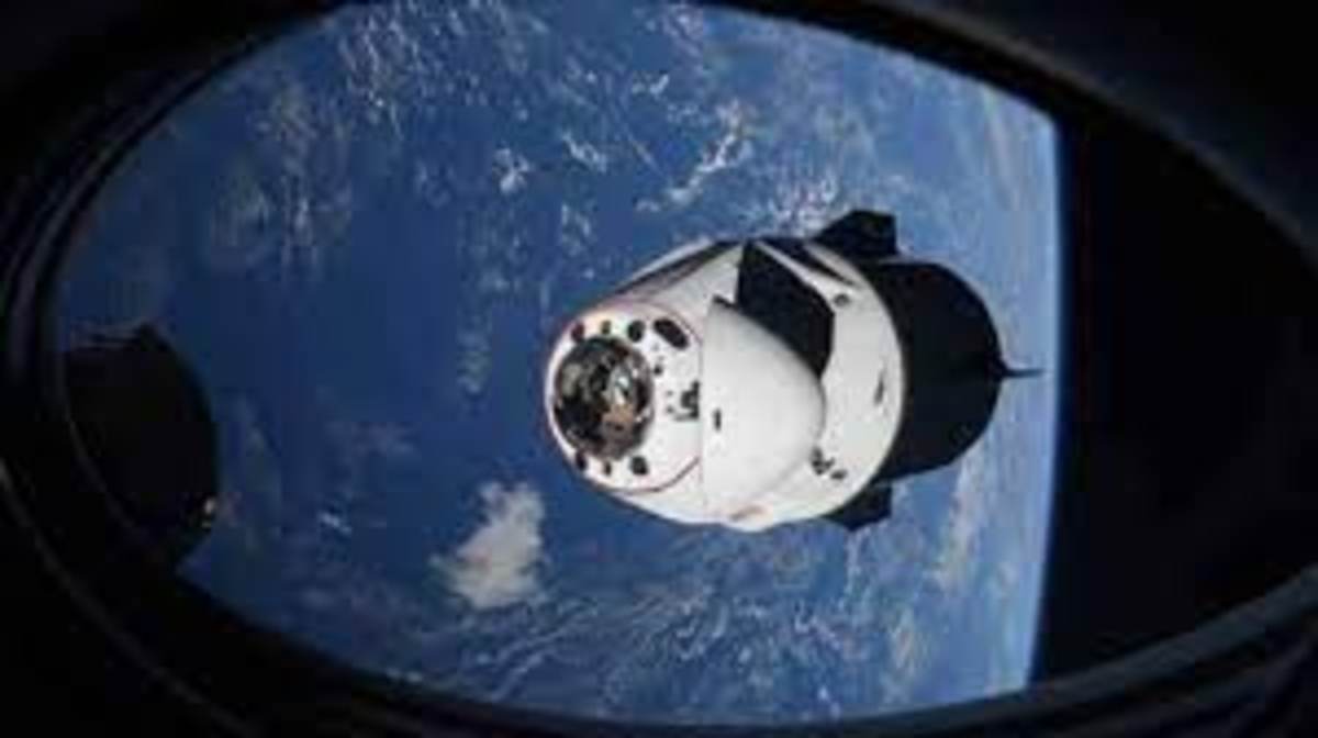 4 فضانورد ایستگاه فضایی بین المللی با پوشک بزرگسال به زمین باز می گردند