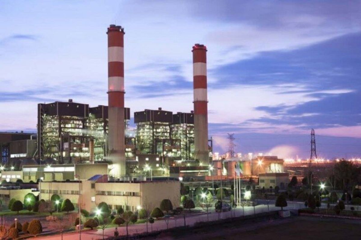 عضو شورای شهر: سوخت مازوت در 4 نیروگاه، عامل ۲۰ درصد آلودگی هوای مشهد است