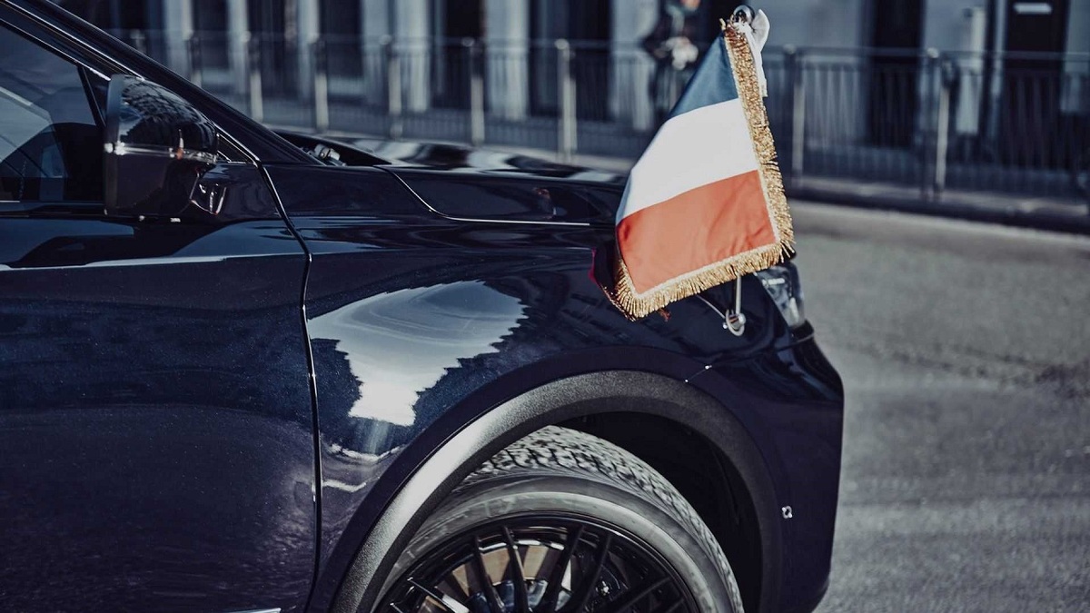 جزئیاتی از خودروی لوکس رئیس جمهور فرانسه/ «مکرون» DS را به پژو ترجیح می دهد!(+عکس)