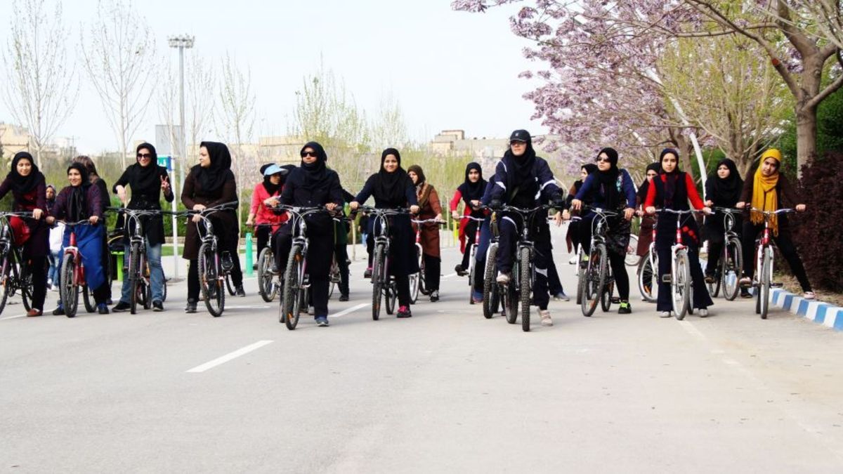راه اندازی پیست‌های دوچرخه سواری برای بانوان دزفول
