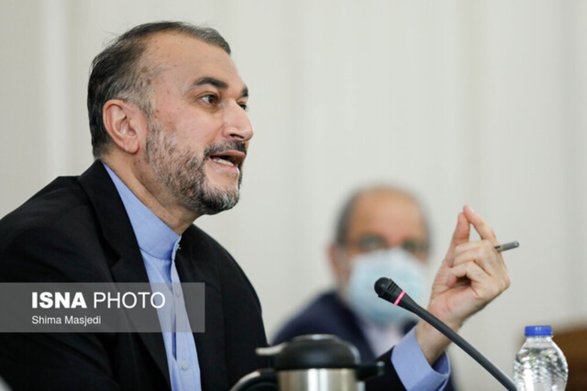 وزیر خارجه: بحث ایرانیان دو تابعیتی باید یک‌بار برای همیشه حل شود
