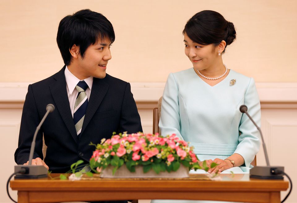 عروسی شاهزاده ژاپن با همکلاسی معمولی/ بدون مراسم بدون هدیه