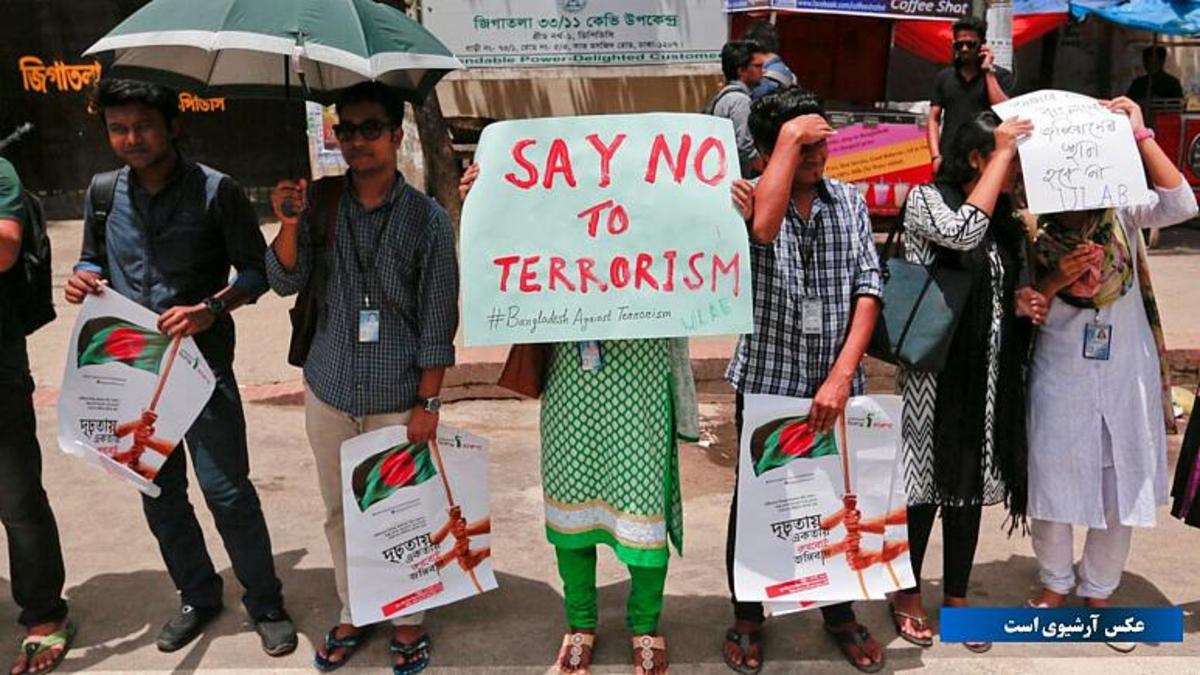 بنگلادش/ حکم اعدام برای ۲۰ نفر به اتهام مشارکت در قتل یک دانشجوی منتقد دولت