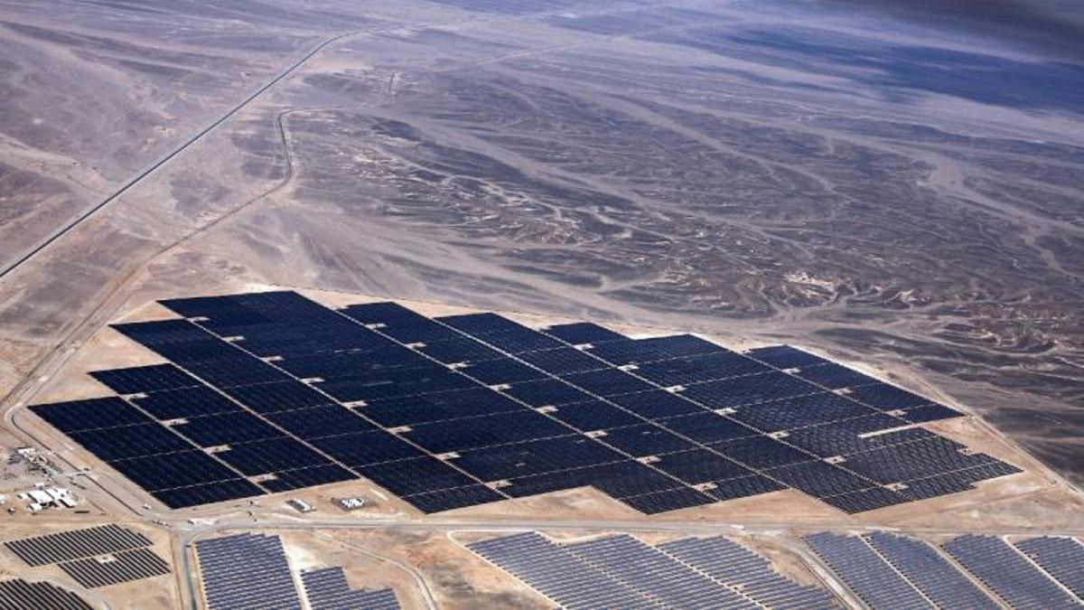 اردن و اسرائيل توافقنامه تبادل انرژی خورشیدی و آب شیرین امضا کردند