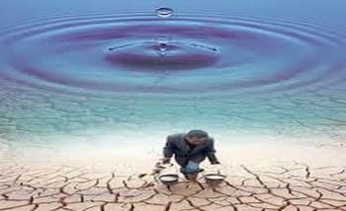 یک پژوهشگر: بحران آب در برابر بحران خاک هیچ است/ گزینه اجباری واردات آب روی میز قرار گرفت/ همه مسیرهای حل بحران آب به لغو تحریم ختم می‌شود