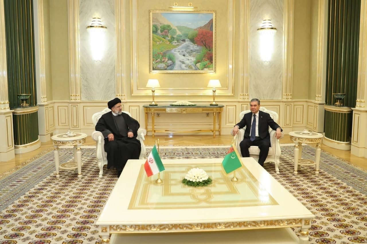 دیدار رئیسی با رییس جمهوری ترکمنستان (عکس)
