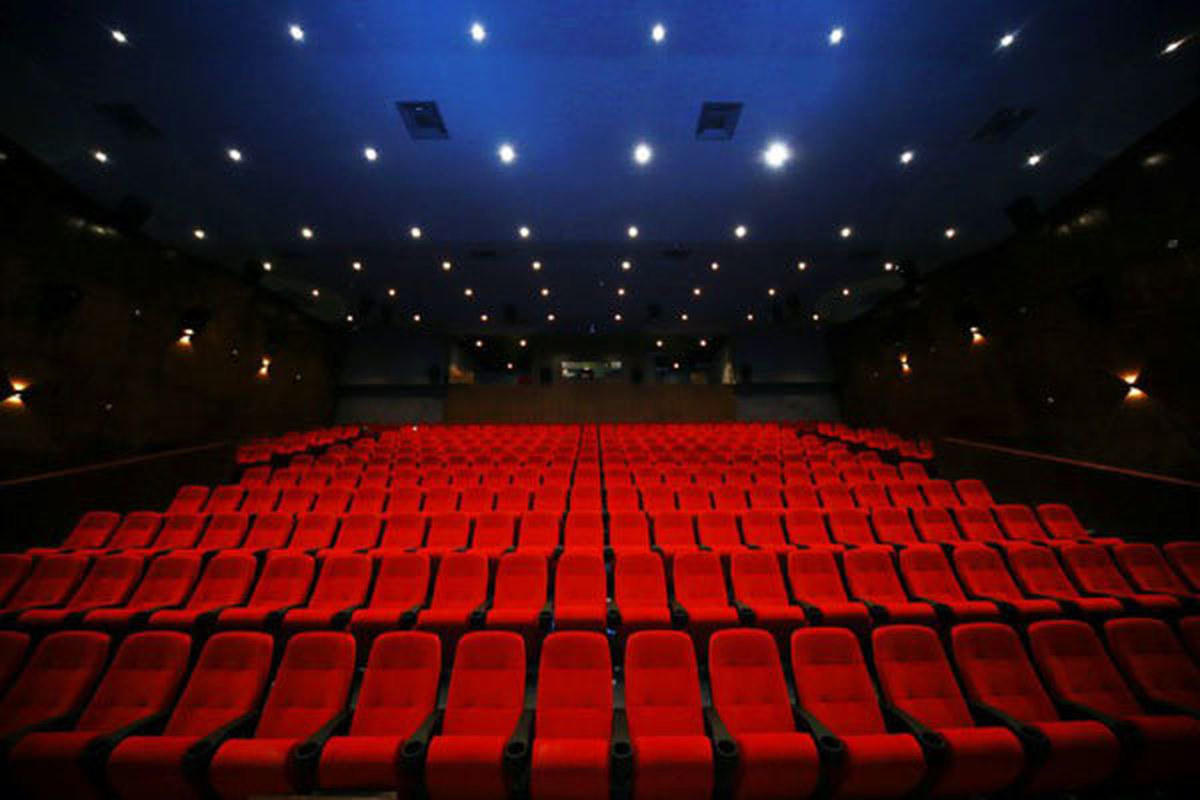مردم با سینما قهر کرده‌اند!/ تماشاگران نوروزی به ۹۰۰ هزار نفر هم نرسید
