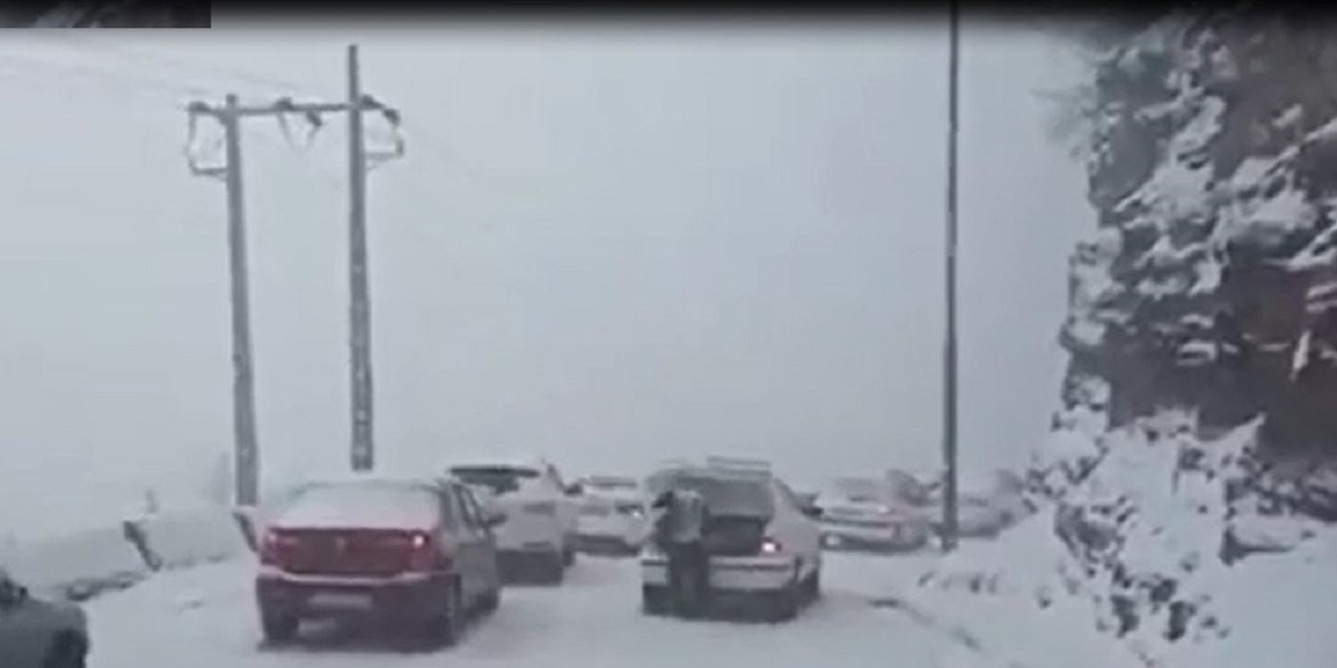 برف در جاده چالوس (فیلم)