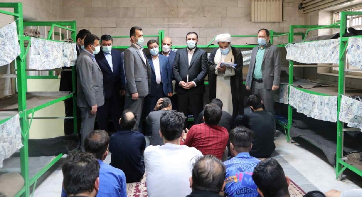 بازدید دادستان تهران از زندان اوین به‌ همراه هیات ۱۱۰ نفره
