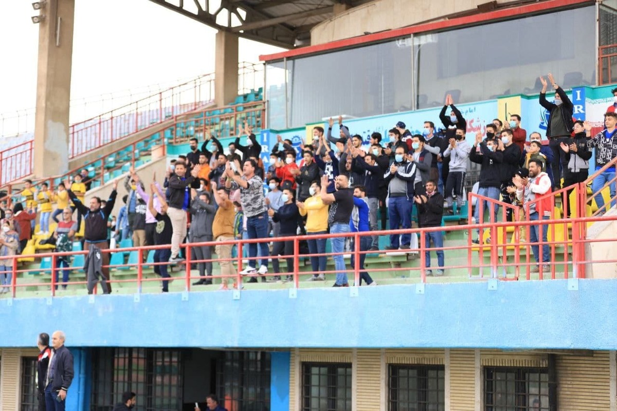 حضور تماشاگران آلومینیوم در نیمه نهایی جام حذفی
