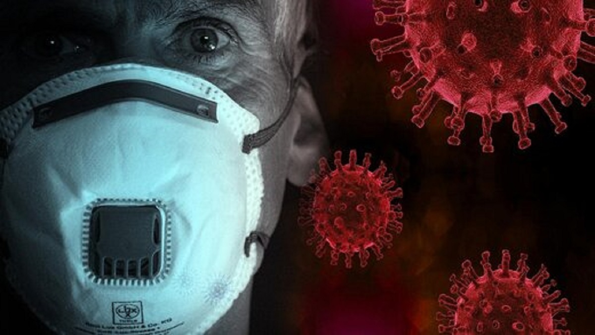 متخصص بیماری‌های عفونی: در اثر استفاده از ماسک، اکسیژن کاهش نمی‌یابد