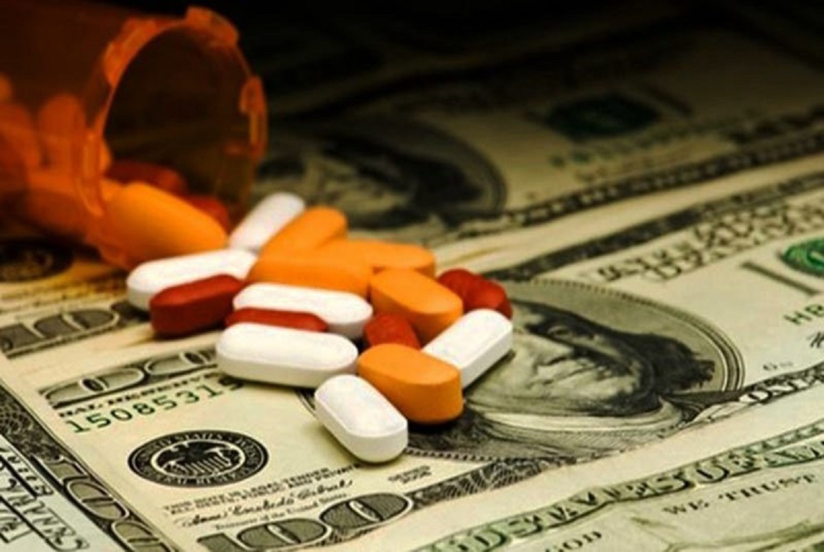 مجلس: دولت اجازه حذف ارز ترجیحی دارو بدون جبران هزینه‌ها را ندارد