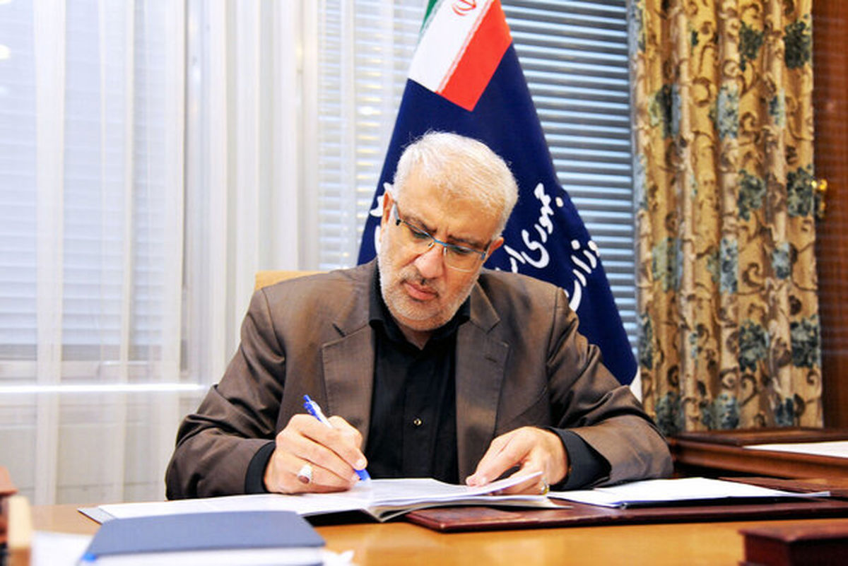 وزیر نفت: عملیات حفاری در میدان آرش به‌زودی آغاز می‌شود