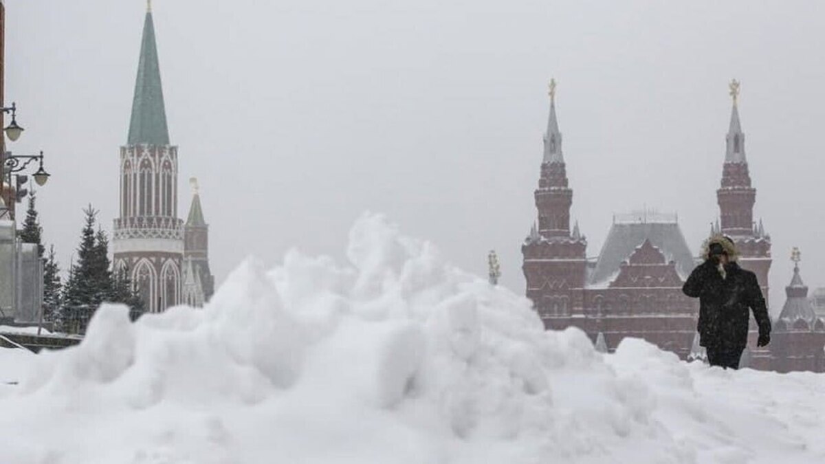 ببینید | خیابان‌های مسکو یخ زد
