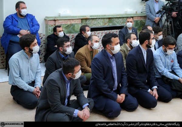 مقام معظم رهبری: حرف نو جمهوری اسلامی این است که در تشکیل حکومت، علاوه بر اثرگذاری مردم، اصول دینی نیز اثرگذار است