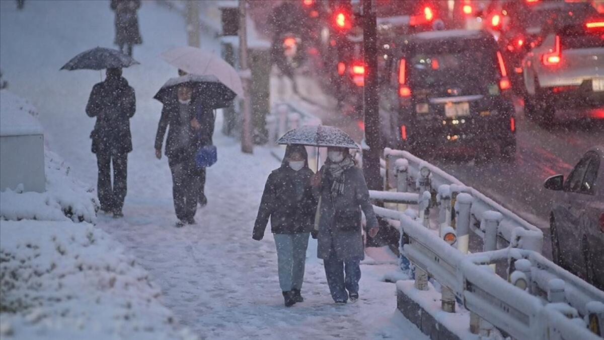 ببینید | برف سنگین در ژاپن جان ۱۳ نفر را گرفت