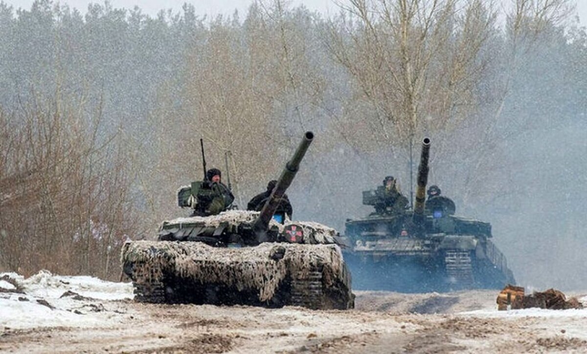 ببینید | تصاویری جدید از حمله موشکی روسیه به منطقه مسکونی اوکراین
