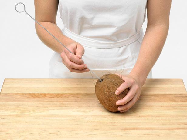 چطور نارگیل را بشکنیم (+عکس)