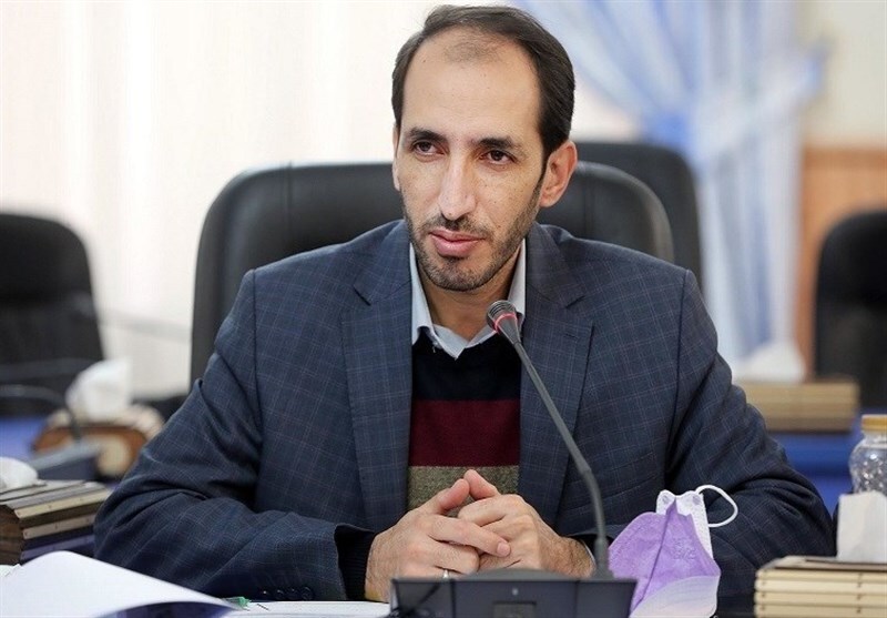 آموزش و پرورش: ادارات را تعطیل کنید زیان آن کمتر از تعطیلی مدارس است