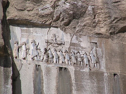 فردوسی عرب‌ستیز نبود