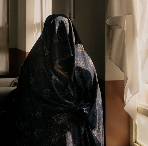 تعقیب زن مطلقه به اتهام زنای محصنه در حکومت طالبان