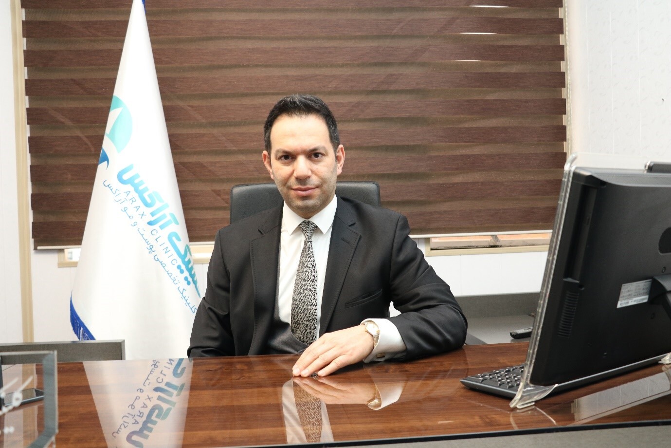 آشنایی با بنیان‌گذار روش درمان ریزش موی NFP در ایران