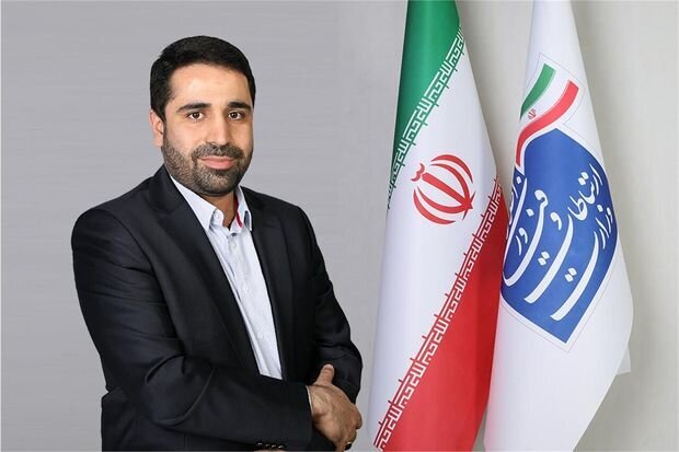 اعتماد: دو «اخلالگر» سخنرانی سال ۱۳۹۴ روحانی که اکنون در «بهارستان» و «پاستور»، «پست و مقام» گرفته‌اند (+عکس‌)