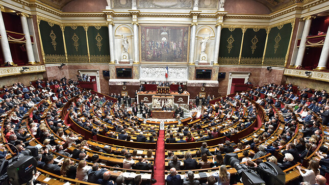 استعفای نماینده فرانسوی به دلیل خرید لباس زیر از بودجه پارلمان