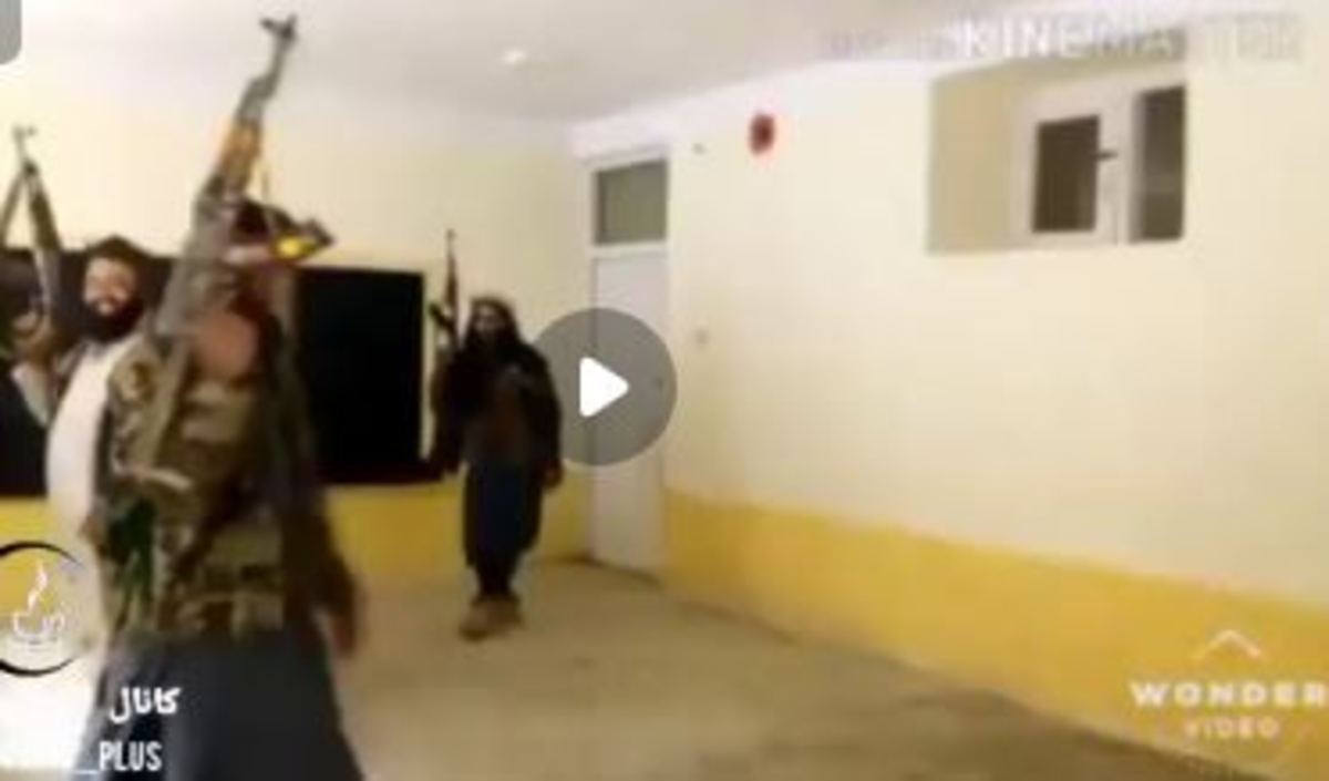 ویدئویی از رقص طالبان که در شبکه‌های اجتماعی دست‌به‌دست می‌شود (فیلم)