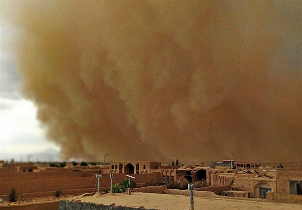 طوفان ۱۲۶ کیلومتر بر ساعت در زابل (عکس)