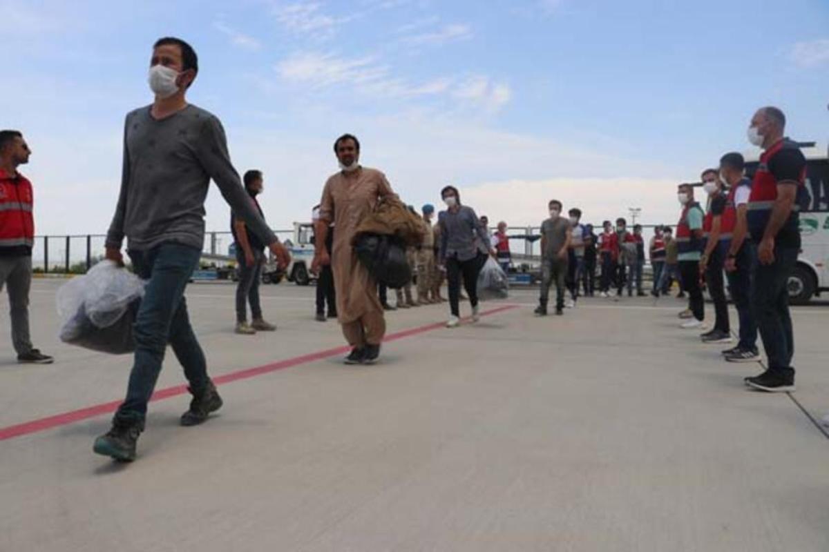 ادعای کمیته مجلس ترکیه: ایران مهاجران افغانستان را به زور به ترکیه می فرستد