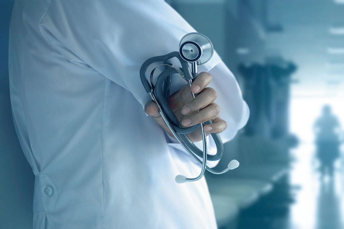 نظام پزشکی: دلیلی ندارد شورای انقلاب فرهنگی به جای وزارت بهداشت تصمیم بگیرد/درخواست مهاجرت بیش از ۴ هزار پزشک