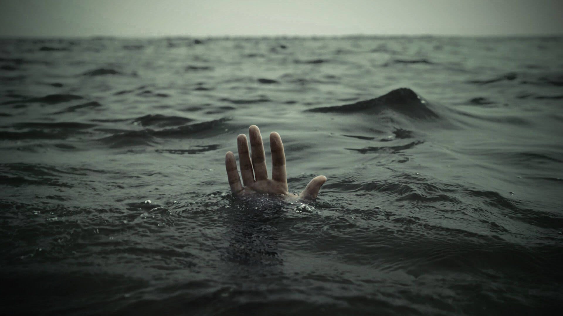 غرق شدن جوان 27 ساله در رودخانه زرینه میاندوآب