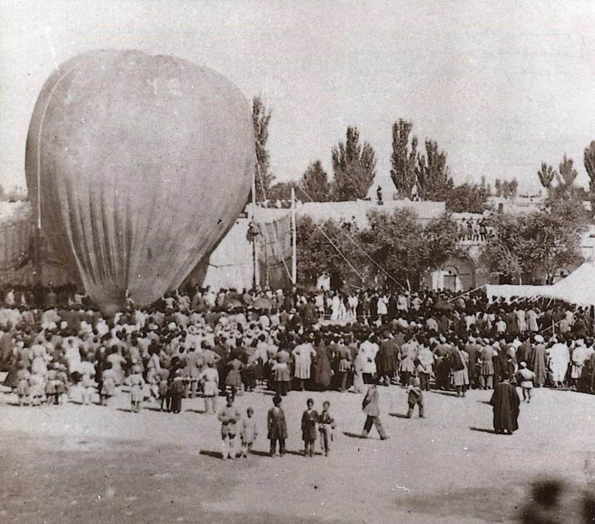 ماجرای نخستین پرواز بالون در تهران که عبارت «فیل هوا کردن» را ساخت