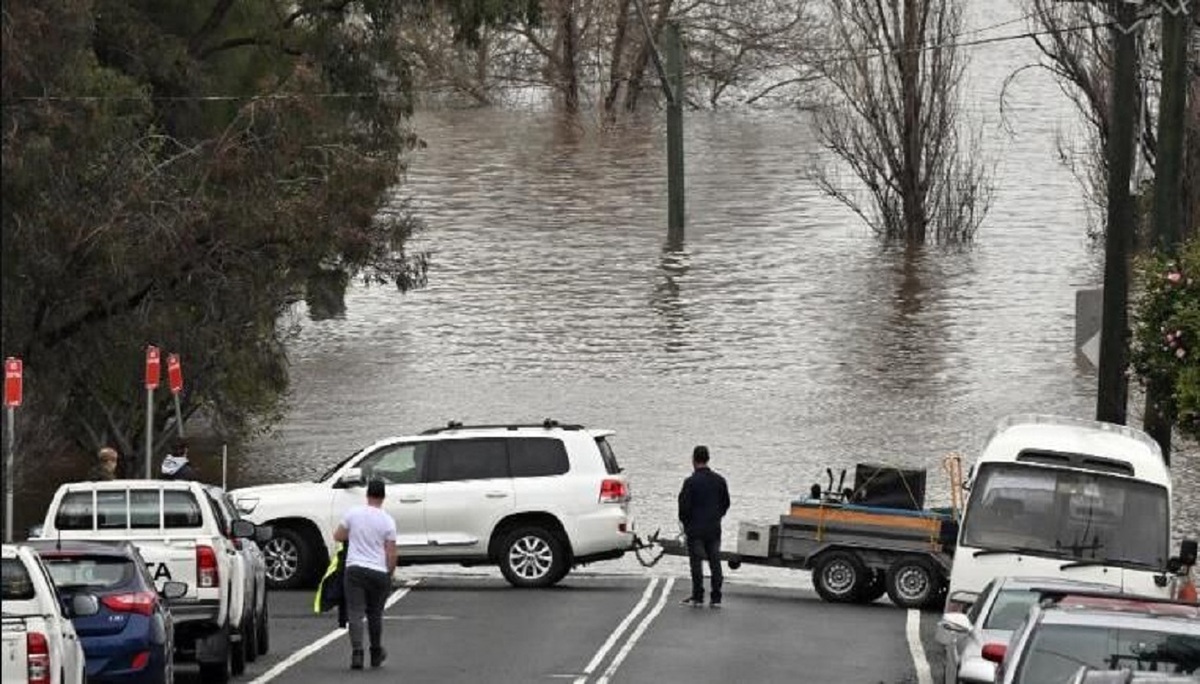 بارش‌های سیل آسا در استرالیا/ دستور تخلیه شهر سیدنی صادر شد