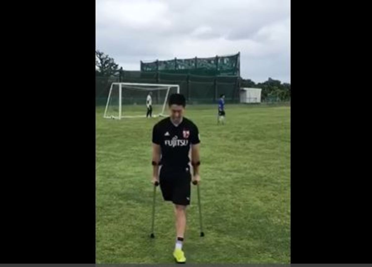 ببینید| مهارت و هنرنمایی پسر فوتبالیست با وجود معلولیت