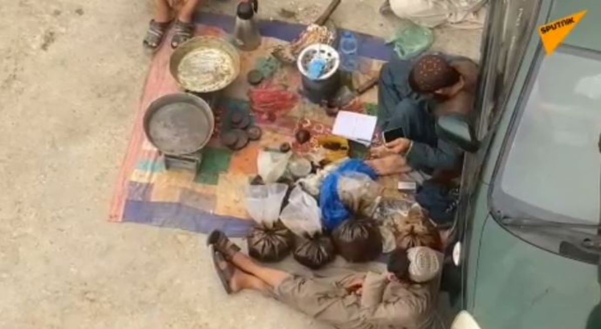 ببینید| بازار فروش تریاک در قندهار افغانستان