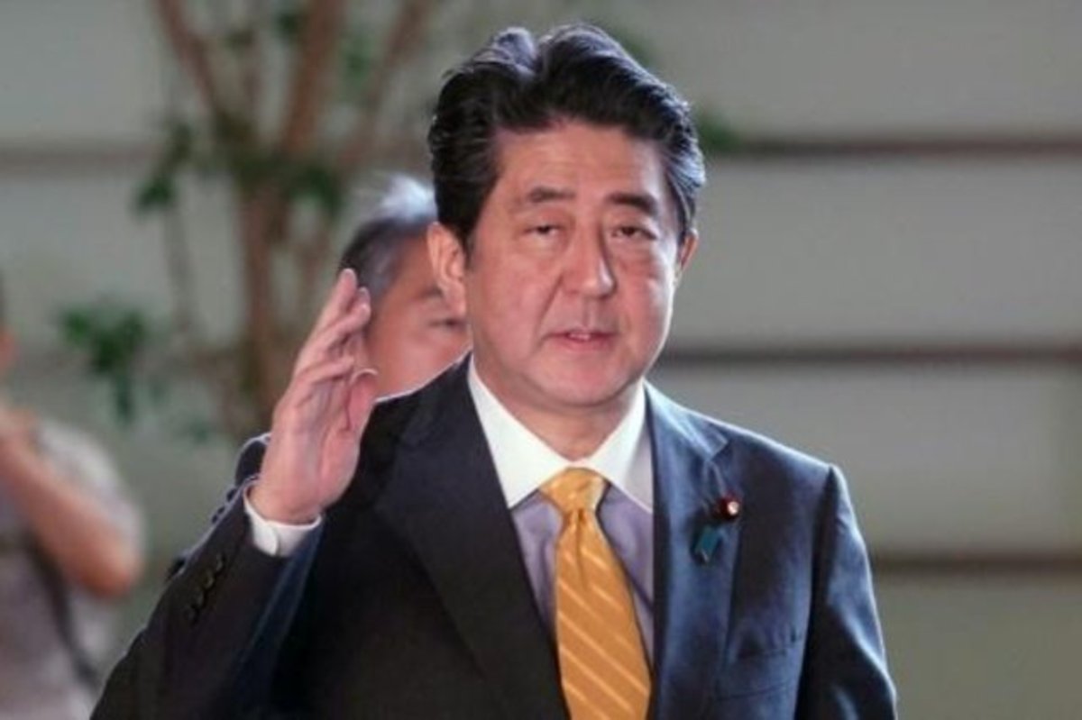 شینزو آبه نخست‌وزیر پیشین ژاپن ترور شد/ عامل تیراندازی بازداشت شد (+عکس و فیلم)